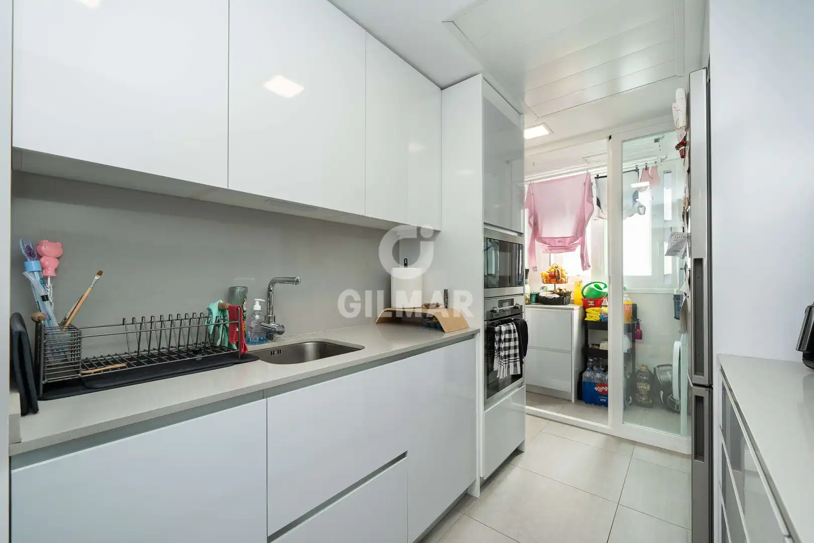 Kitchen of Flat for sale in Madrid  with Heating, Private garden and Storage room