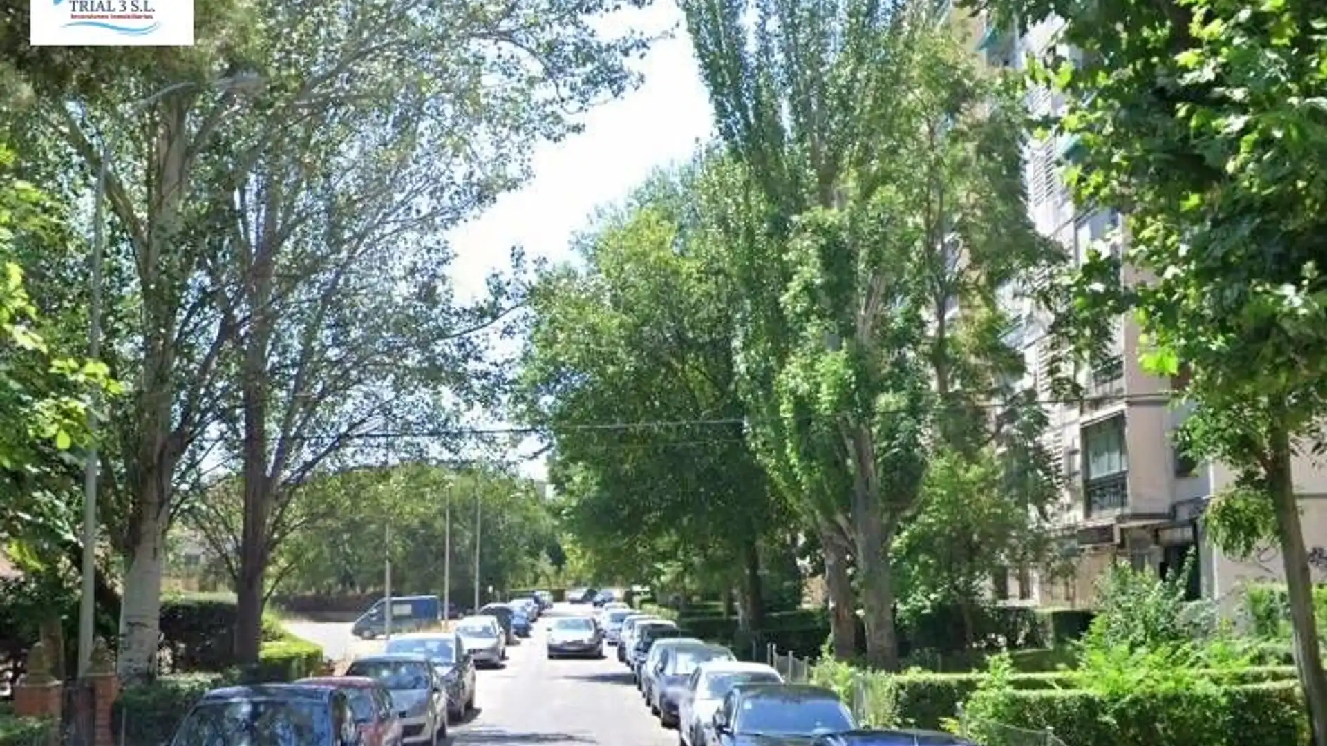 Vista exterior de Piso en venta en  Madrid Capital