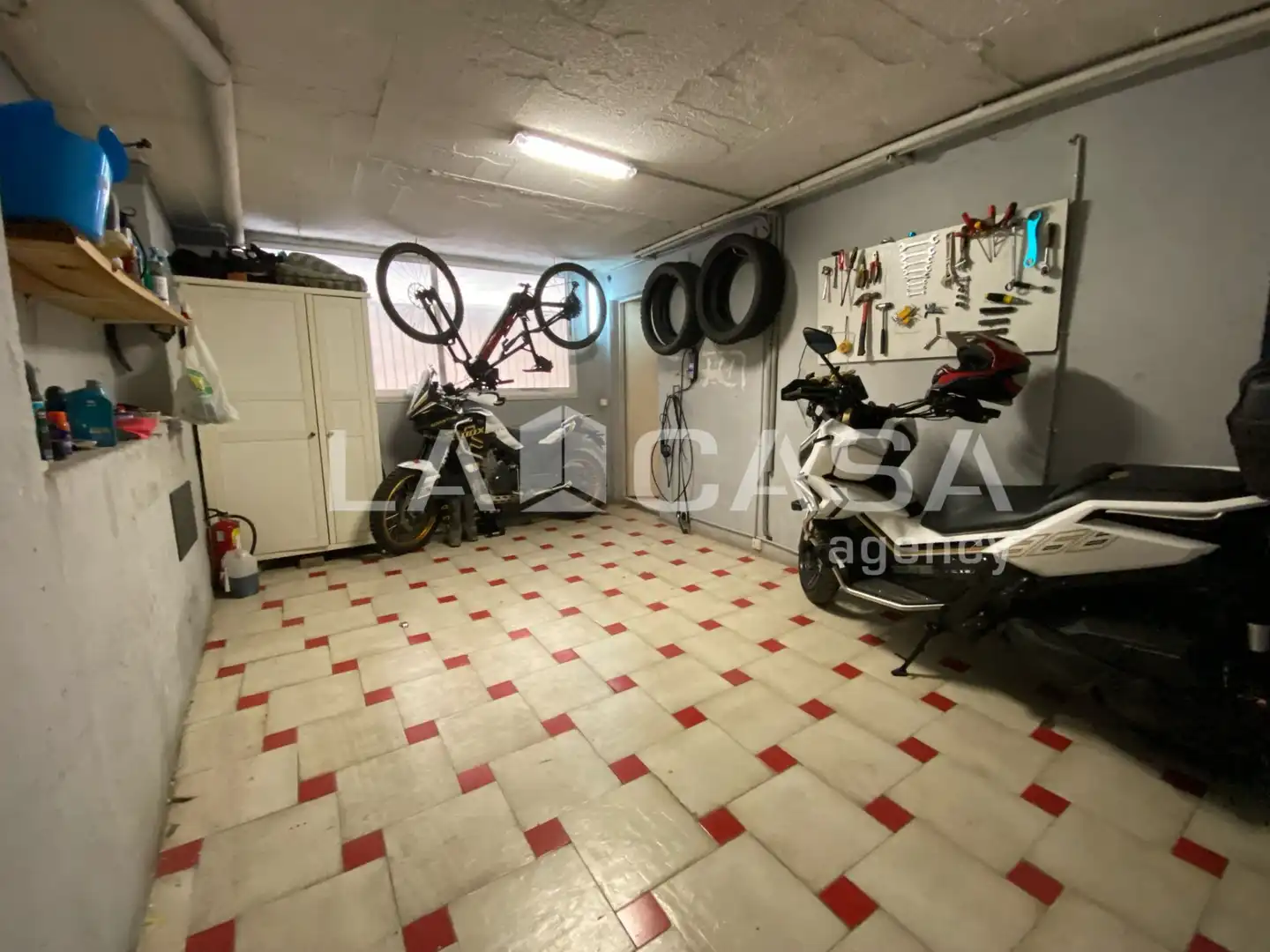 Houses for sale in Badalona  with Terrace, Furnished and Oven