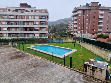 Wohnung mit Pool zur Miete in Calle de Silvestre Ochoa