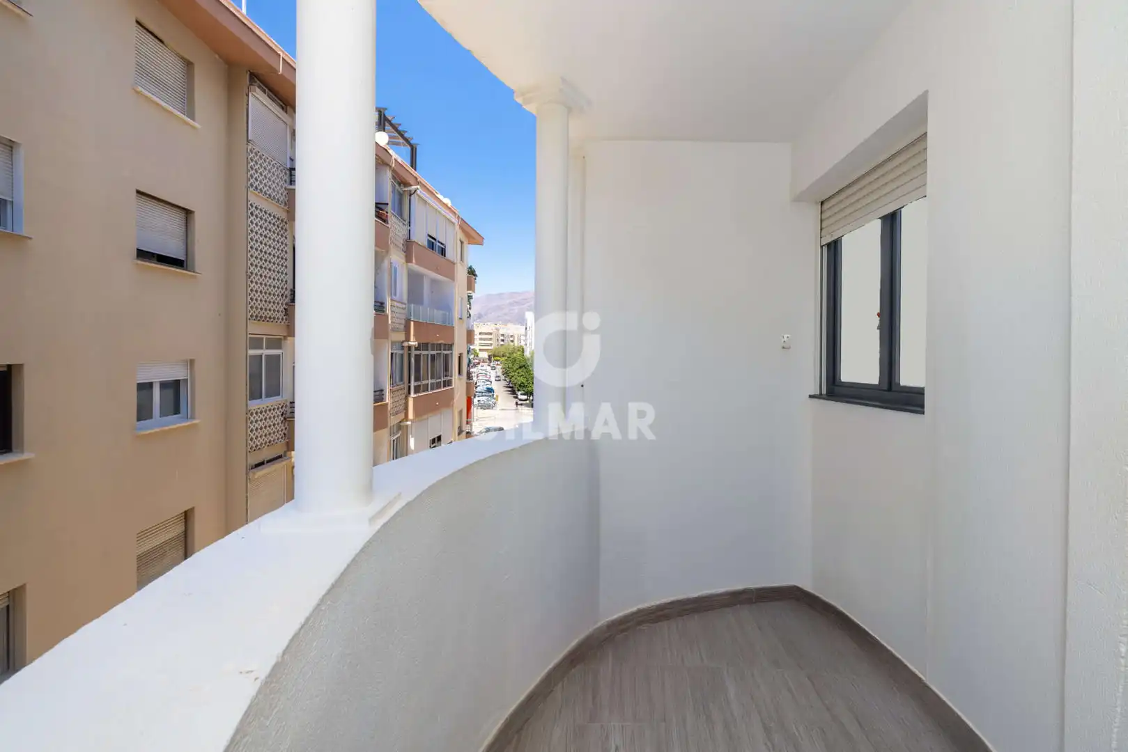Dormitori de Apartament en venda en Estepona amb Calefacció, Piscina i Balcó