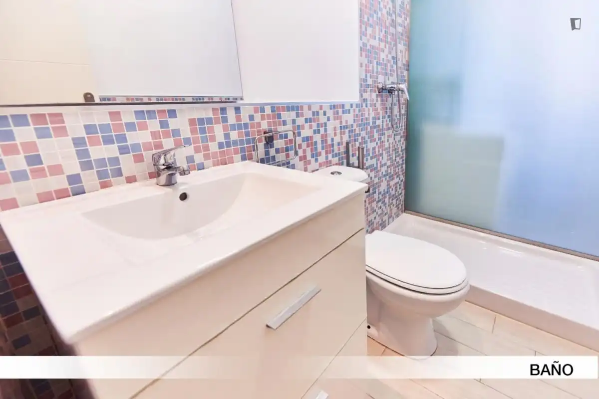 Habitación en Sector Sur - La Palmera - Reina Mercedes