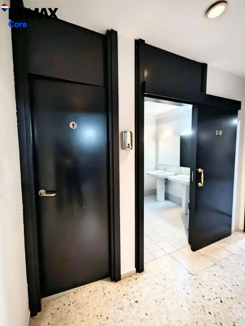 Office space with lift for sale in Casco Antiguo, imagen 43