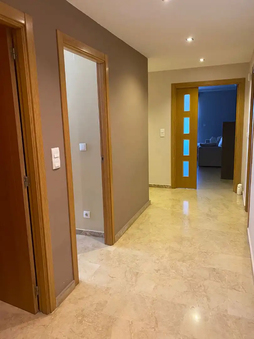 Wohnung zur Miete in Albal mit Klimaanlage, Terrasse und Möbliert