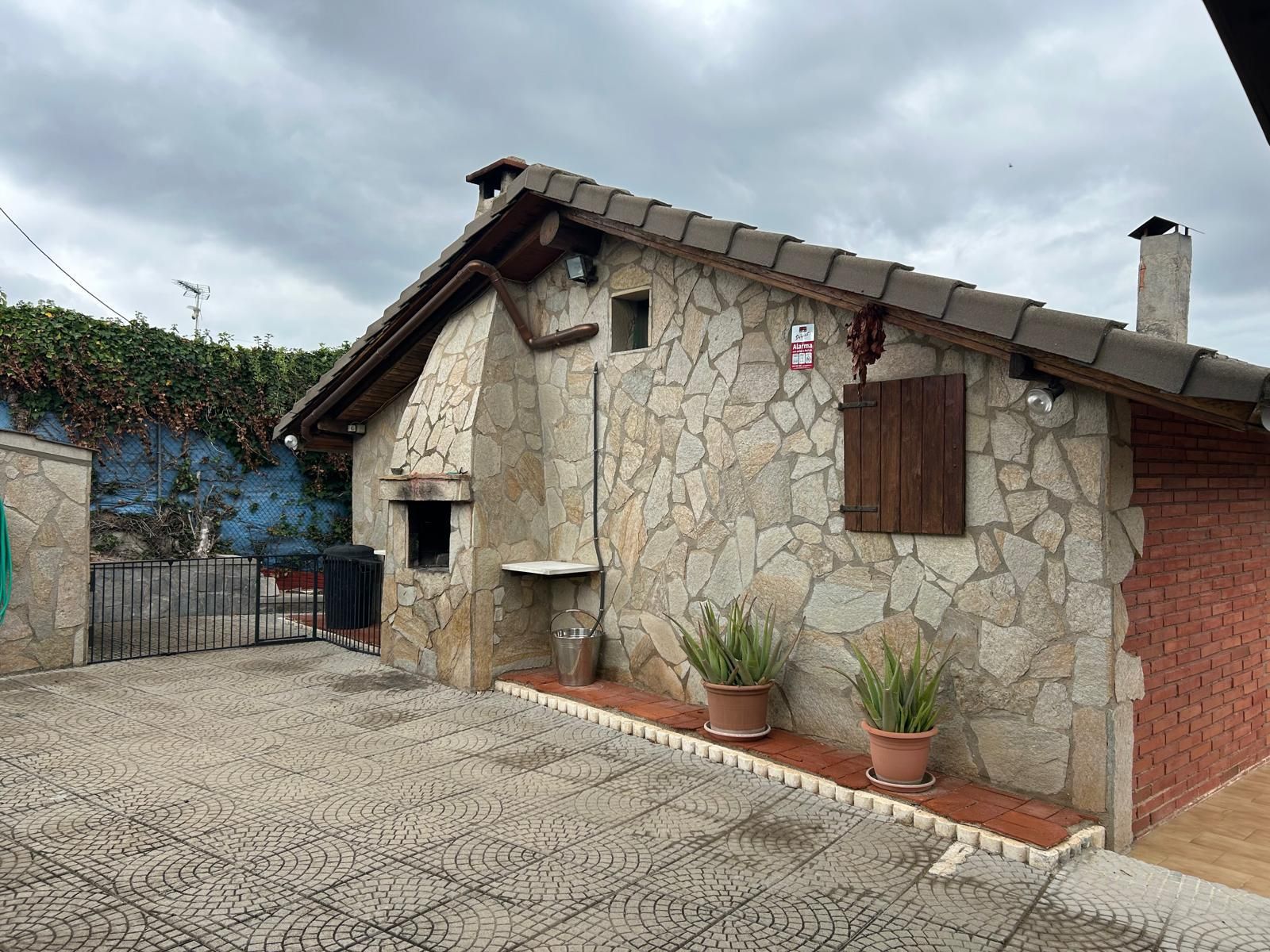 Vista exterior de Casa o xalet en venda en Piera amb Aire condicionat, Jardí privat i Traster