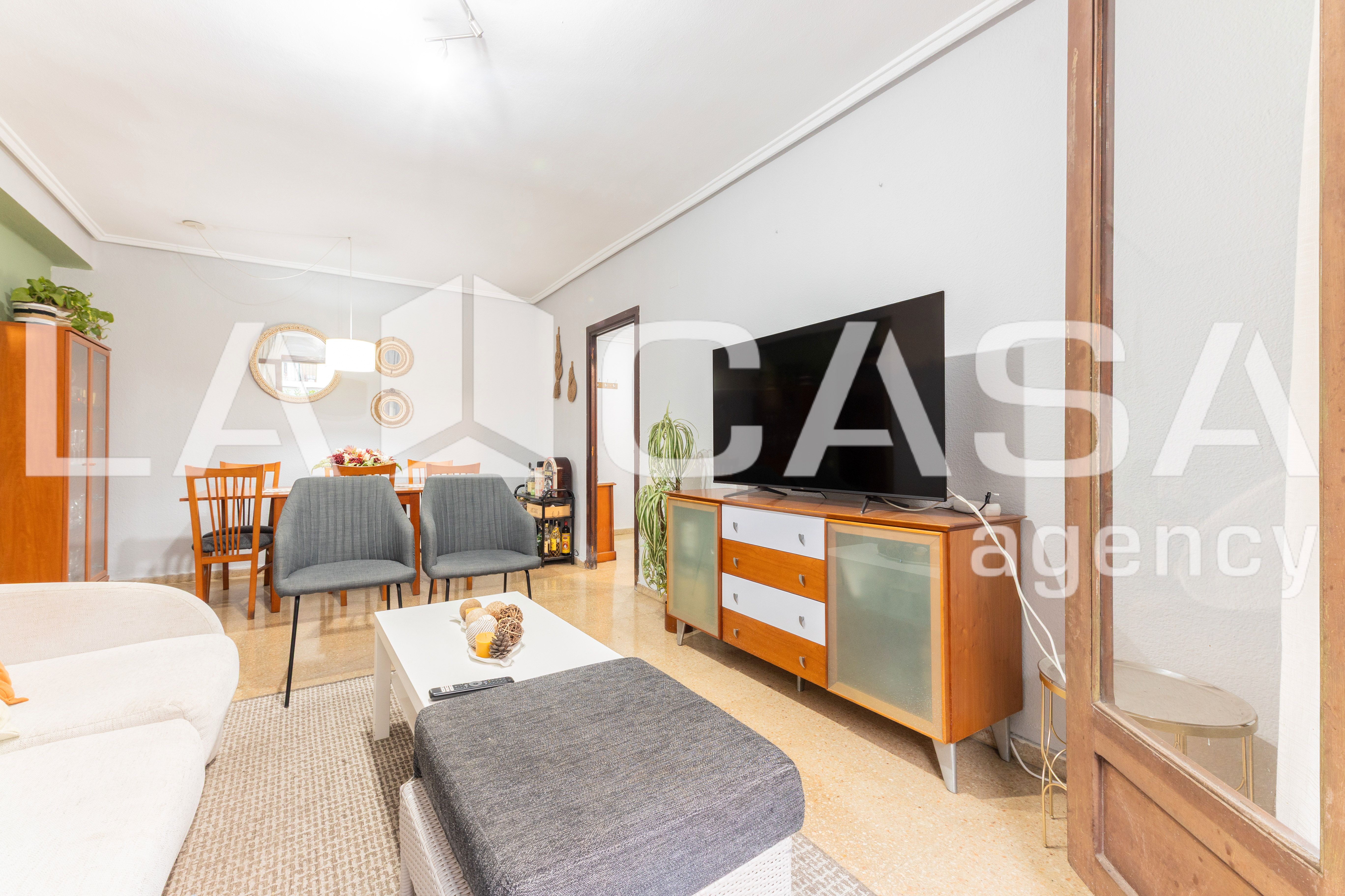 Living room of Flat for sale in  Valencia Capital  with Balcony