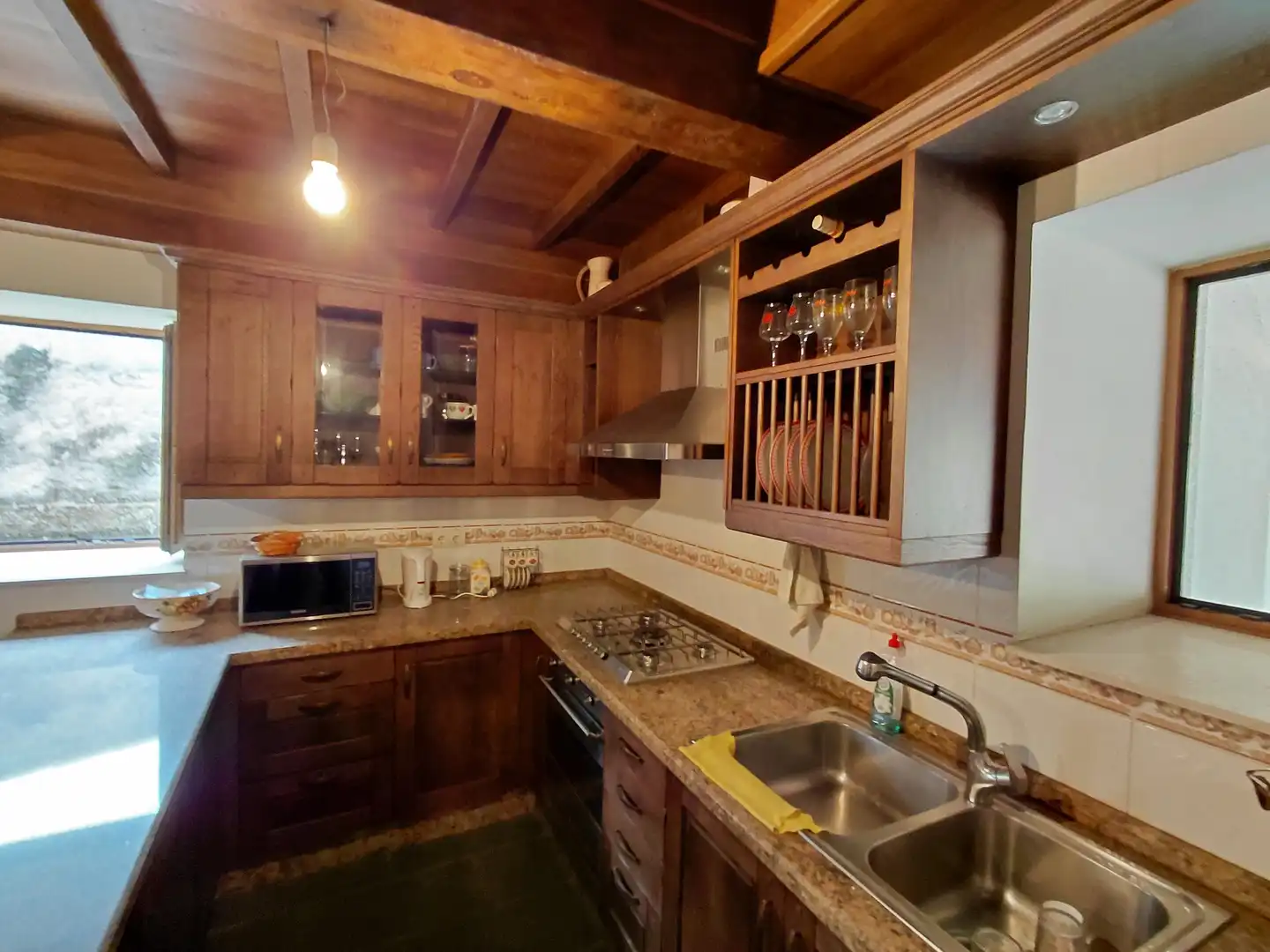 Cocina de Casa o chalet en venta en Betanzos con Calefacción, Jardín privado y Trastero