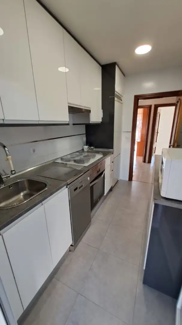 Flat for sale in Calle de Troya