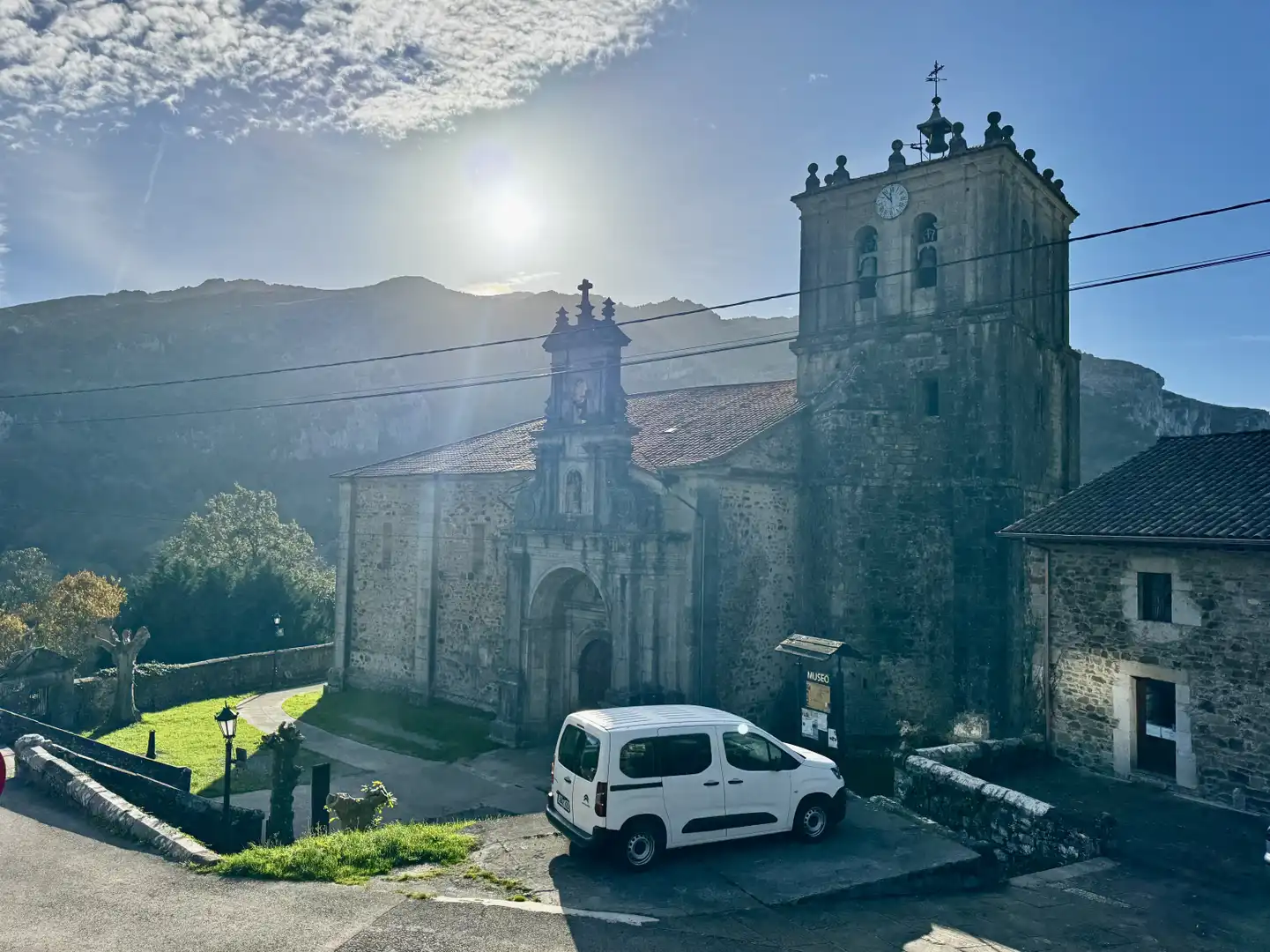 Vista exterior de Terreno en venta en Miera