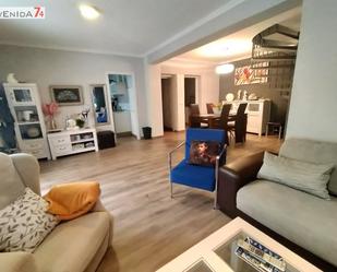Sala d'estar de Dúplex en venda en Águilas amb Calefacció, Terrassa i Balcó