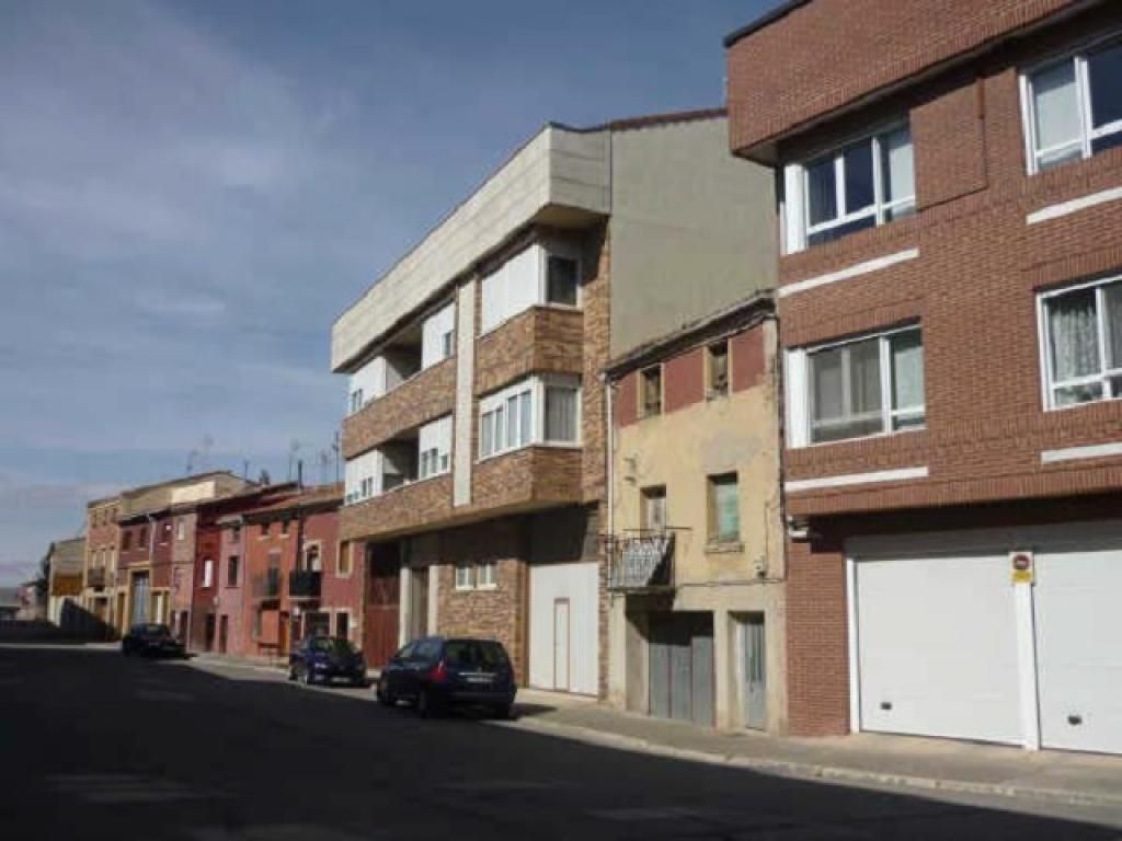 Vista exterior de Trastero en venta en Santo Domingo de la Calzada