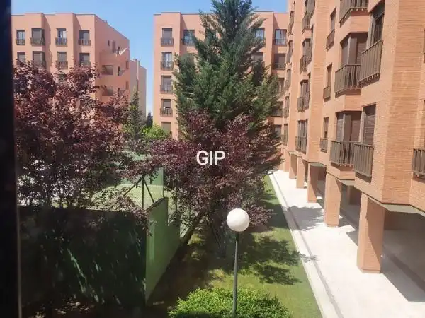 Apartments for rent in Calle de Belfast, 13, Rejas