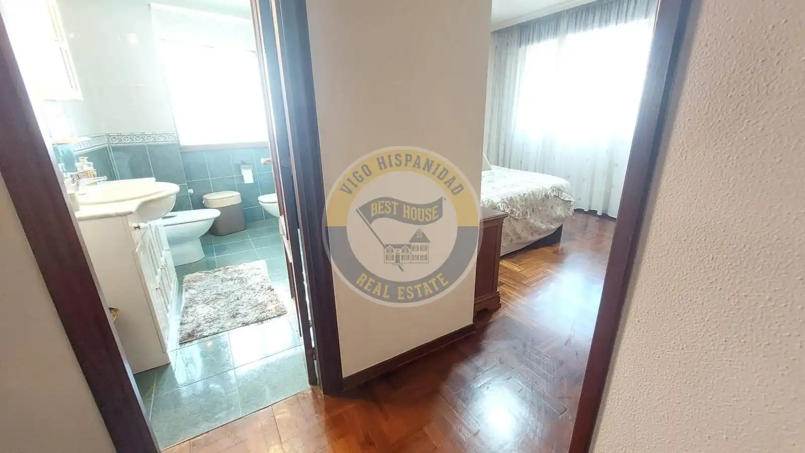 Habitación de Piso en venta en Vigo  con Calefacción, Parquet y Trastero
