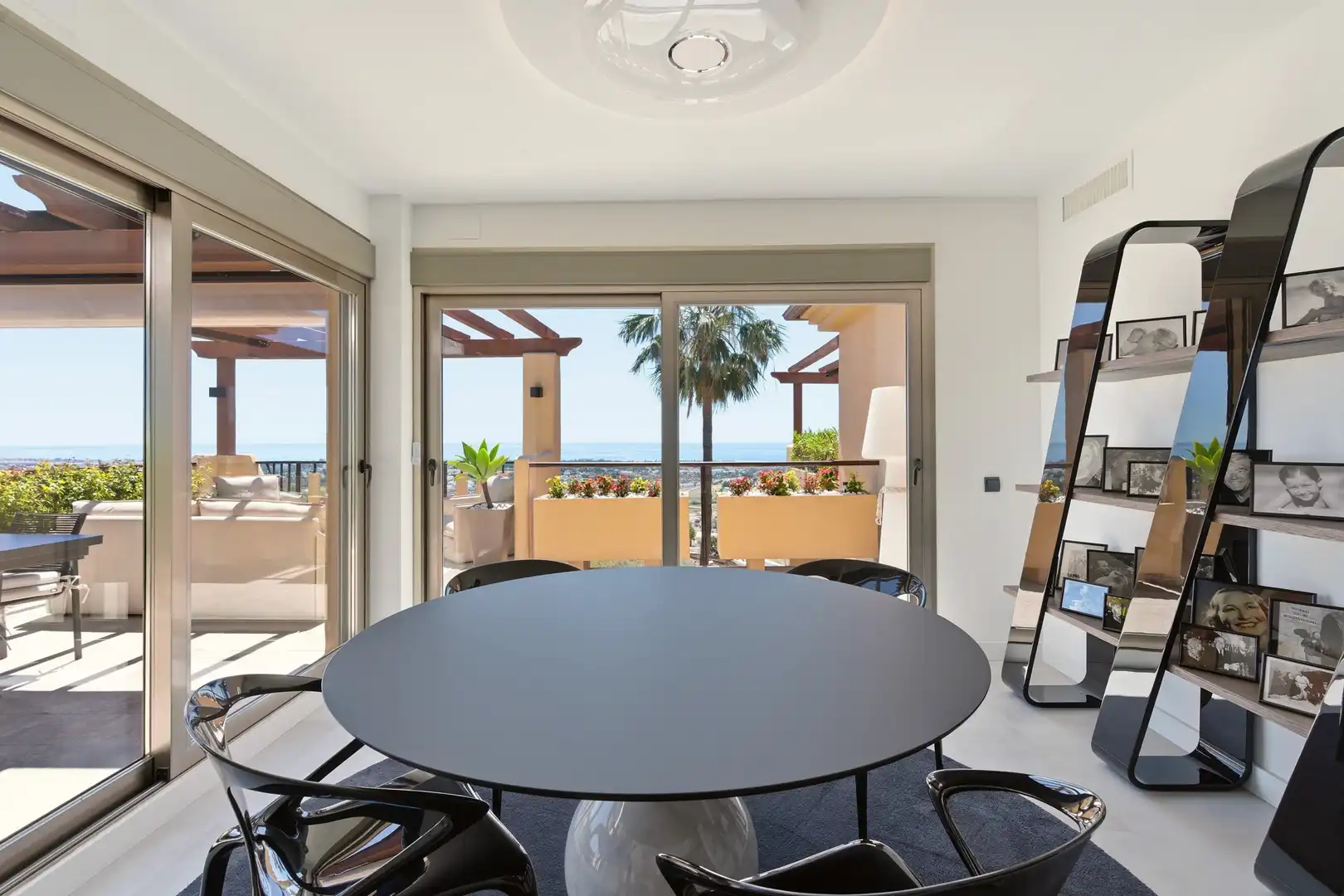 Penthouse with pool for sale in El Paraíso, imagen 3