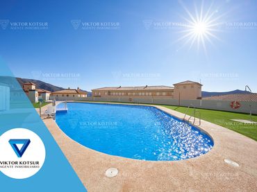 Appartamento con piscina in vendita a Calle de las Higueras 95