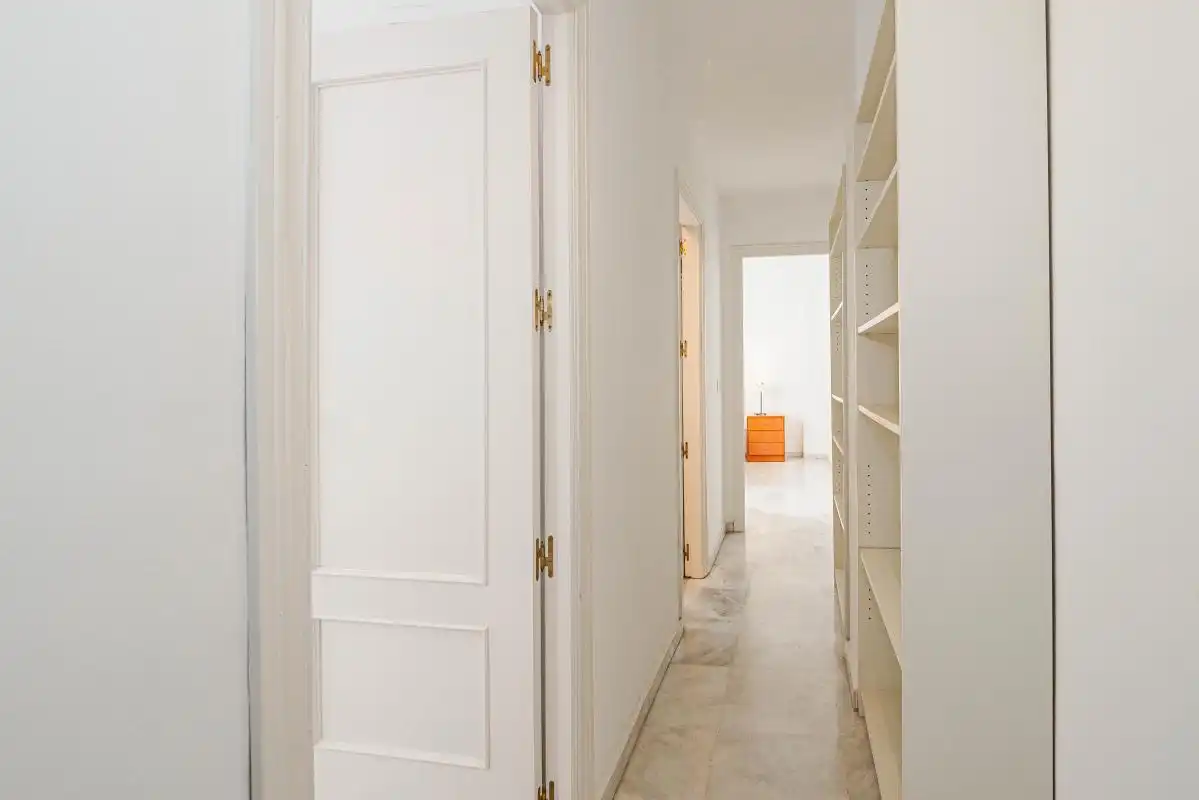 Flat for rent in Sevilla  with Air Conditioner, Heating and Furnished
