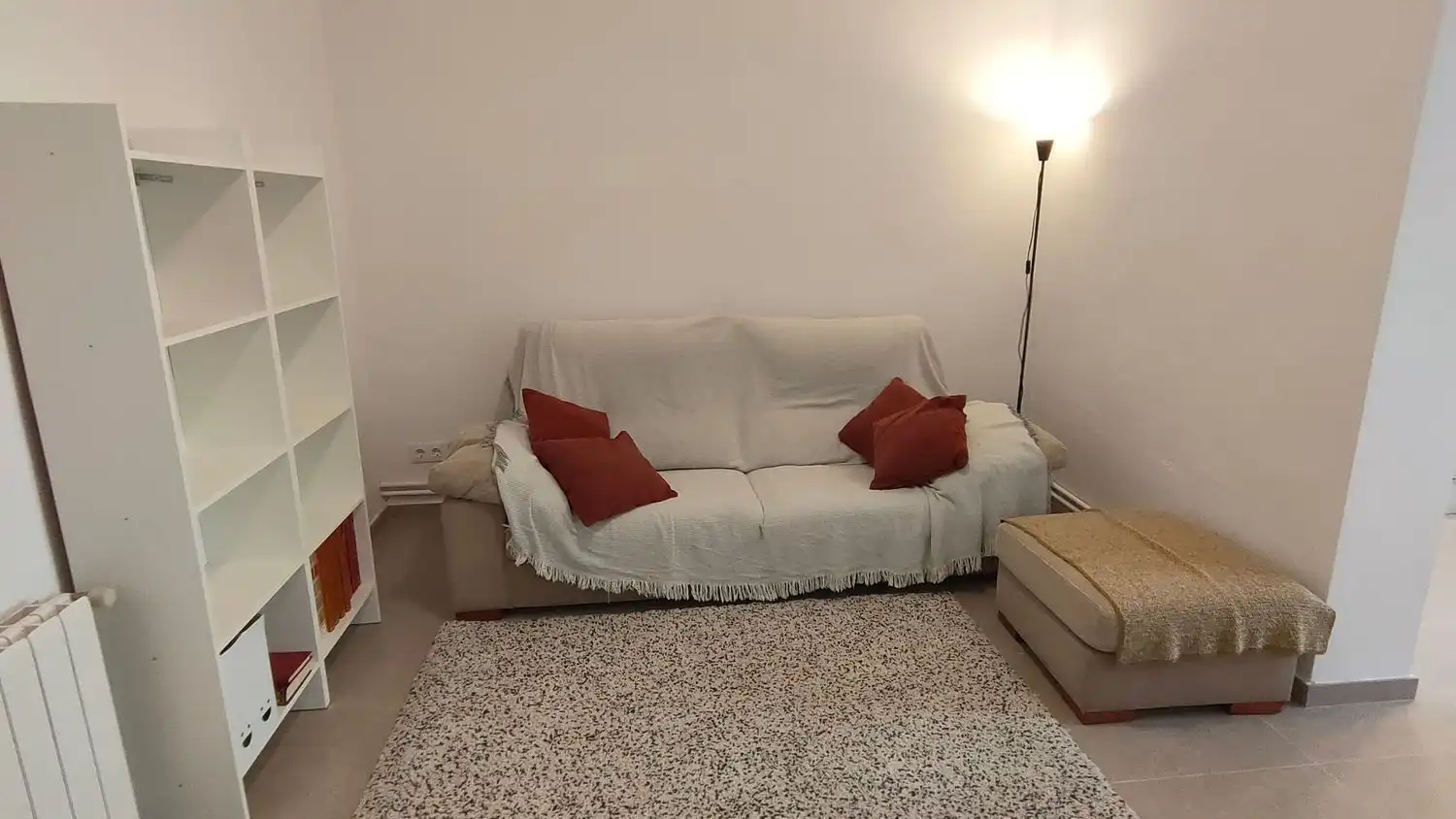 Sala d'estar de Casa o xalet de lloguer en Terrassa amb Jardí privat, Terrassa i Moblat