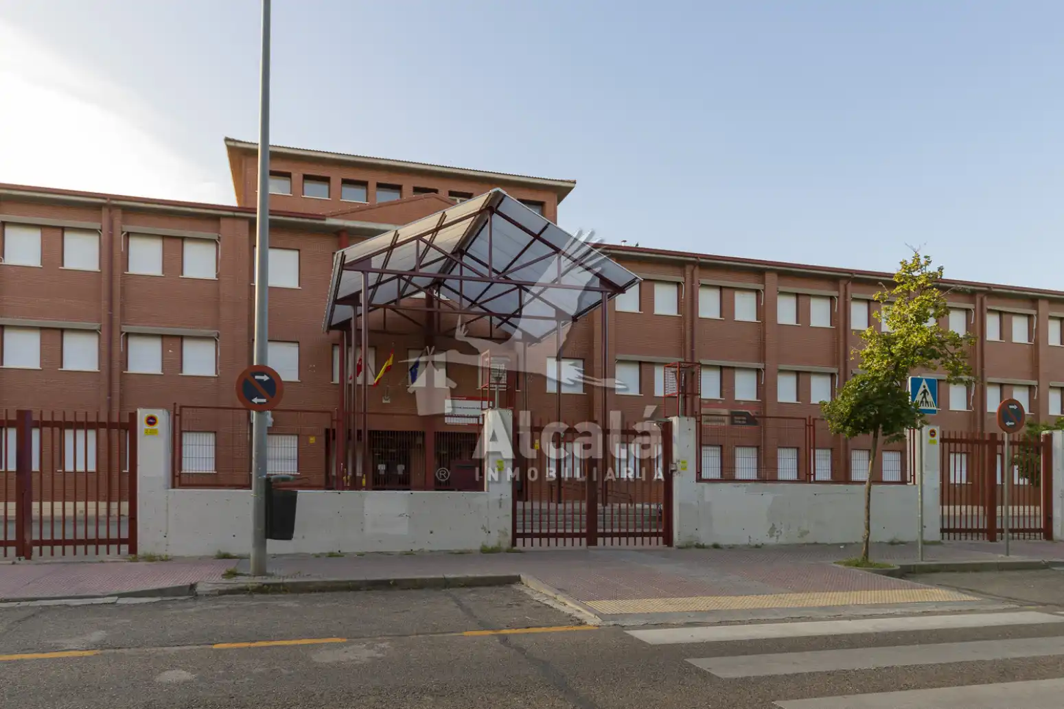 Vista exterior de Piso en venta en Alcalá de Henares con Aire acondicionado, Calefacción y Trastero