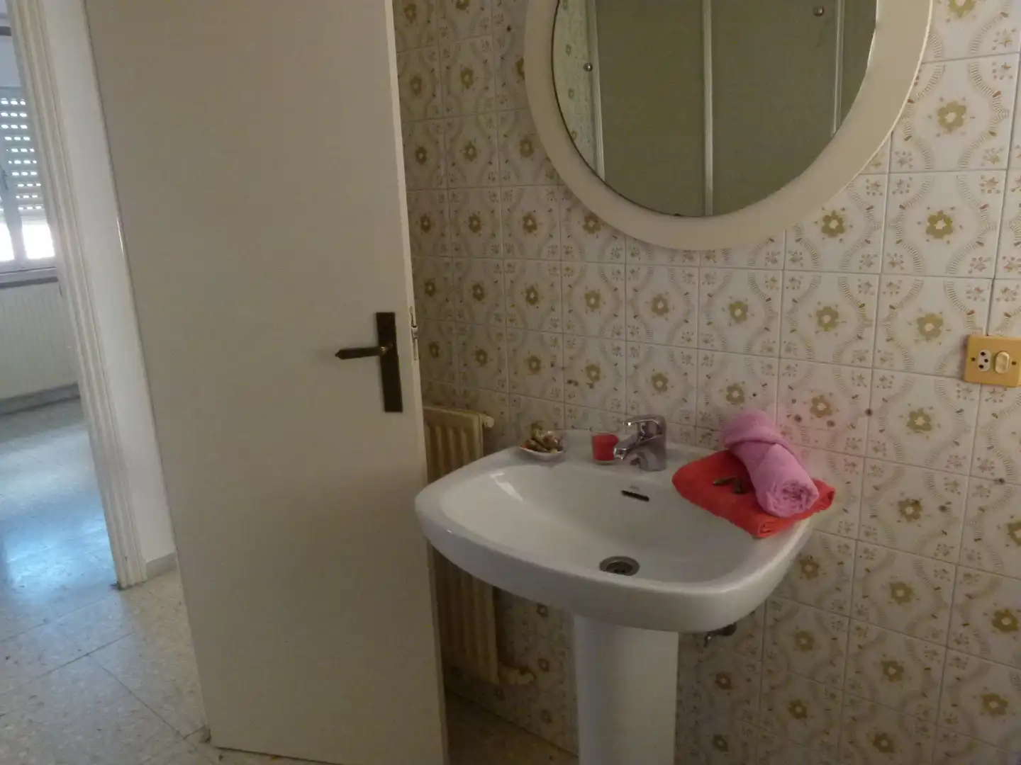 Badezimmer von Wohnung zur Miete in Terradillos mit Heizung, Ofen und Waschmaschine