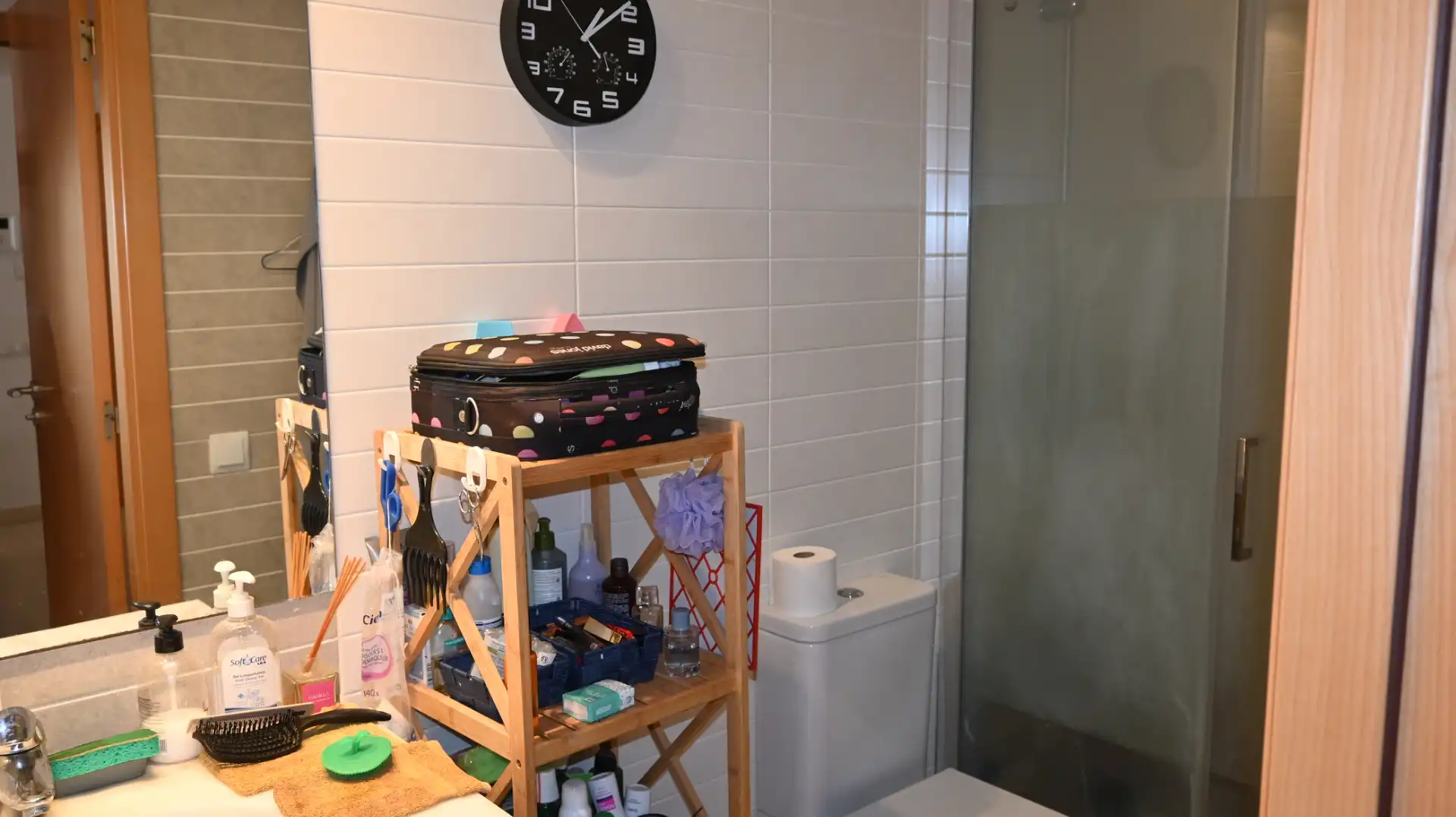 Badezimmer von Wohnungen zum Verkauf in L'Escala mit Klimaanlage, Terrasse und Möbliert