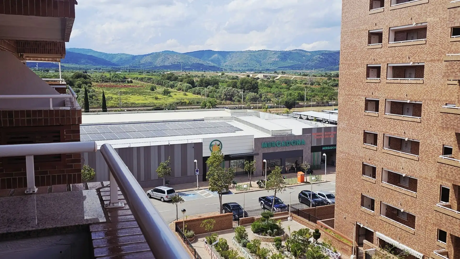 Vista exterior de Apartamento en venta en Oropesa del Mar / Orpesa con Aire acondicionado, Calefacción y Terraza