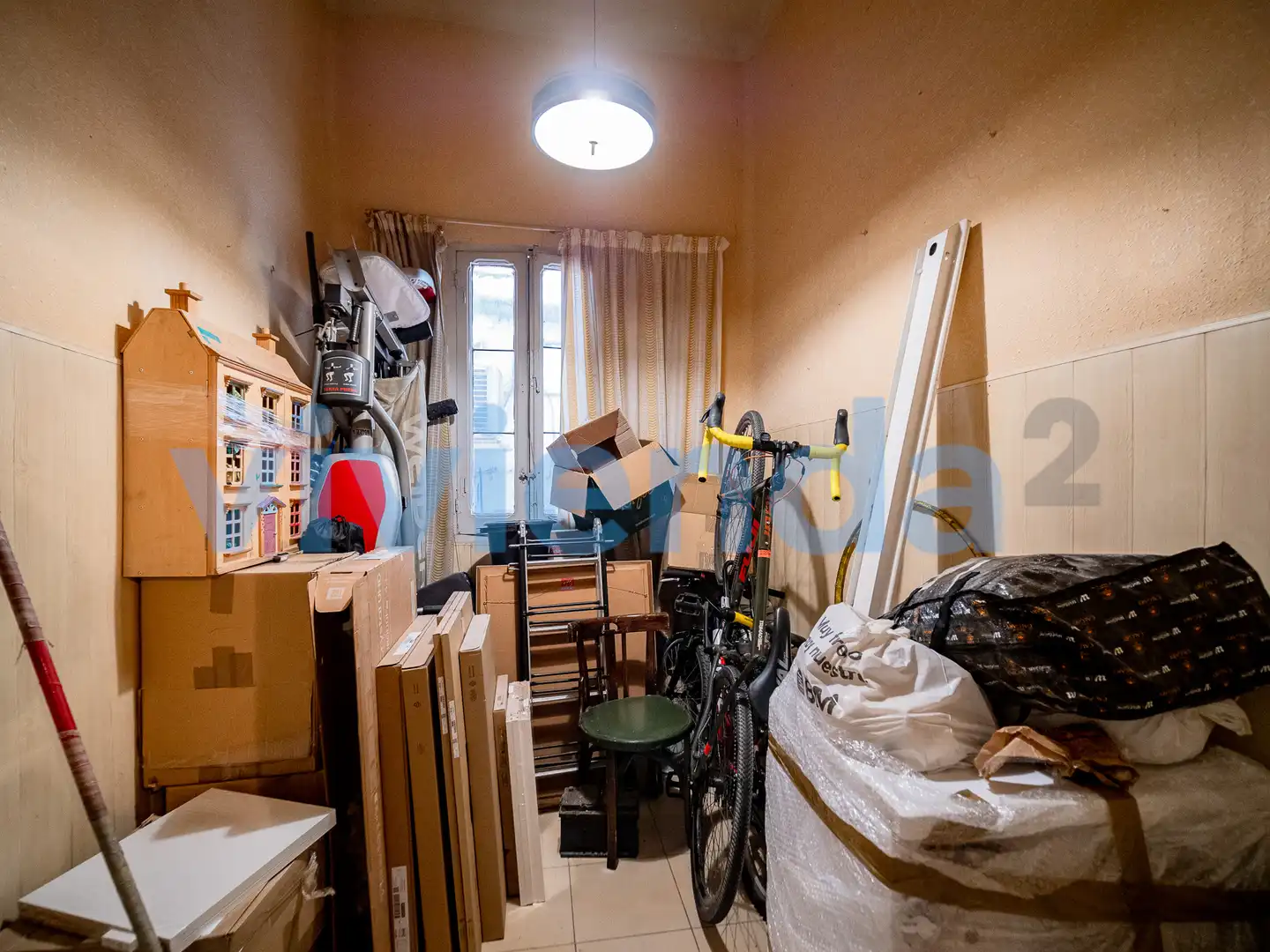 Flat for sale in Madrid  with Air Conditioner, Heating and Storage room