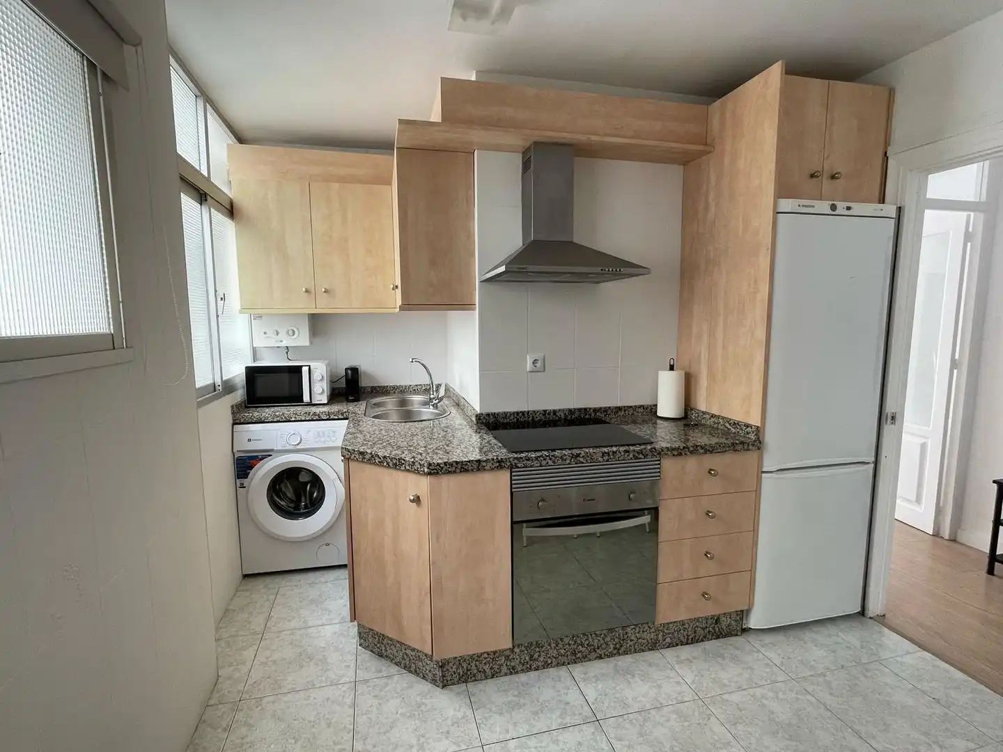 Cocina de Piso de alquiler en Málaga con Aire acondicionado, Amueblado y Lavadora