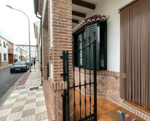 Vista exterior de Casa adosada en venda en Campillos amb Aire condicionat, Traster i Piscina