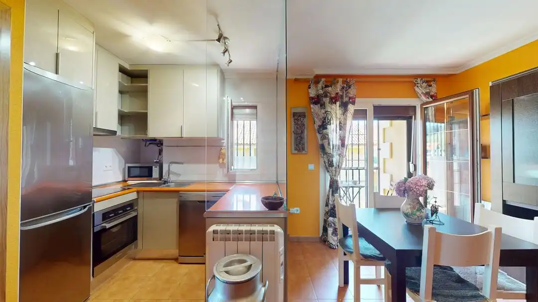Apartament amb terrassa en venda a Barrio Casasola 1011, imagen 3