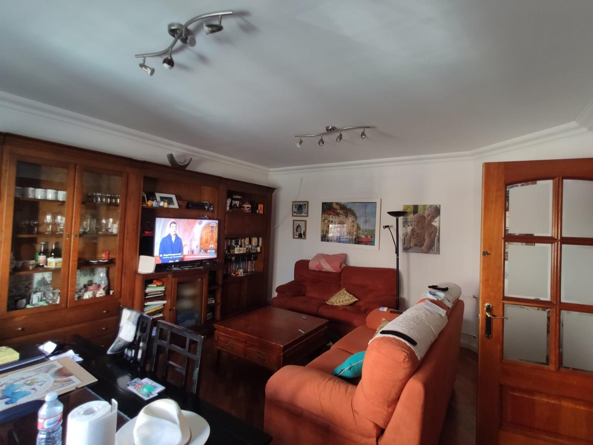 Living room of Single-family semi-detached for sale in Cáceres Capital  with Air Conditioner and Heating