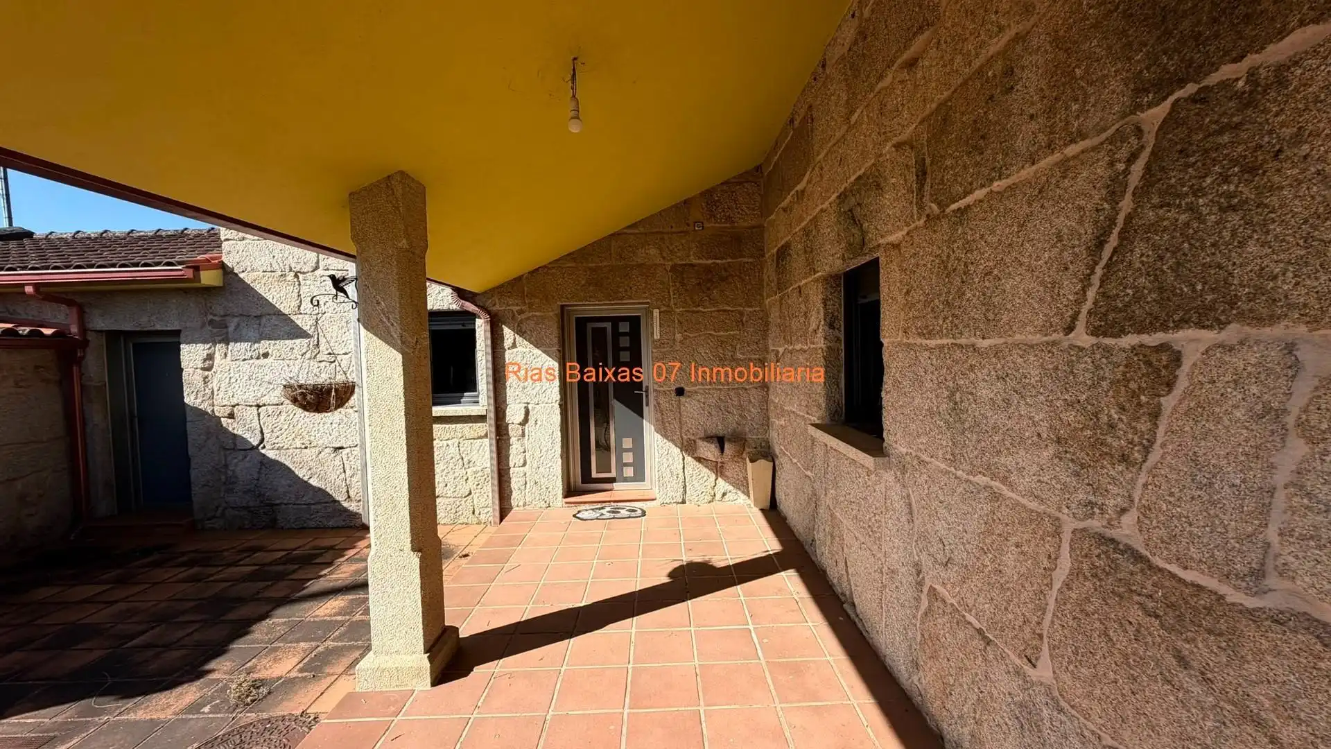 Vista exterior de Casa o chalet en venta en Covelo con Calefacción, Jardín privado y Terraza