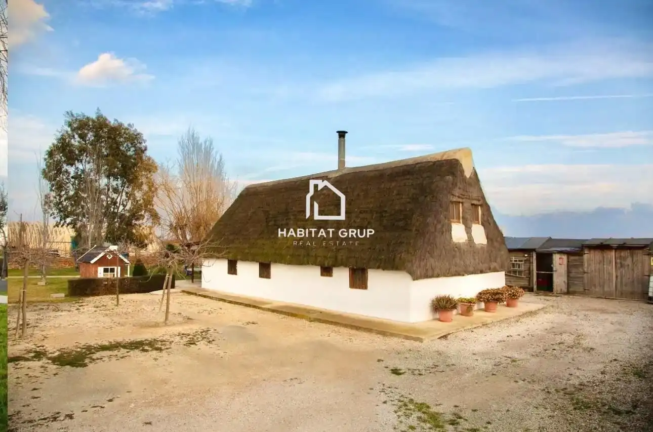 Casa con jardín en venta en Sant Jaume d'Enveja, imagen 6