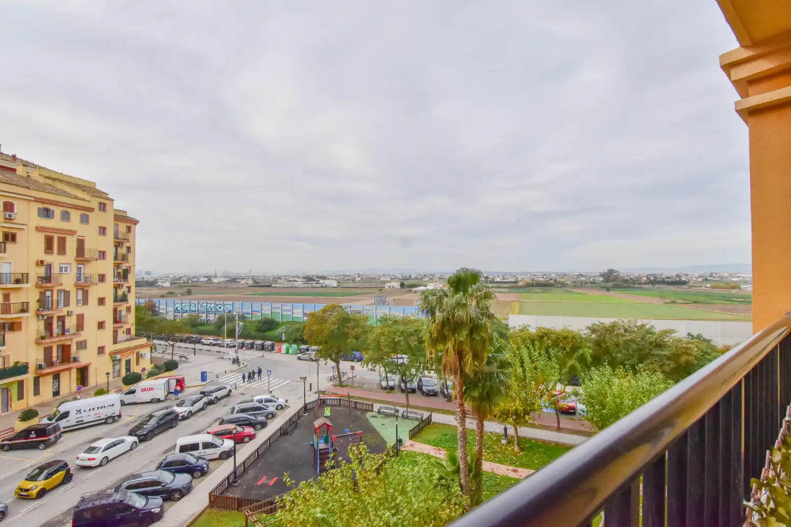 Flat for rent in Alboraya - CL BATLLE, Port Saplaya
