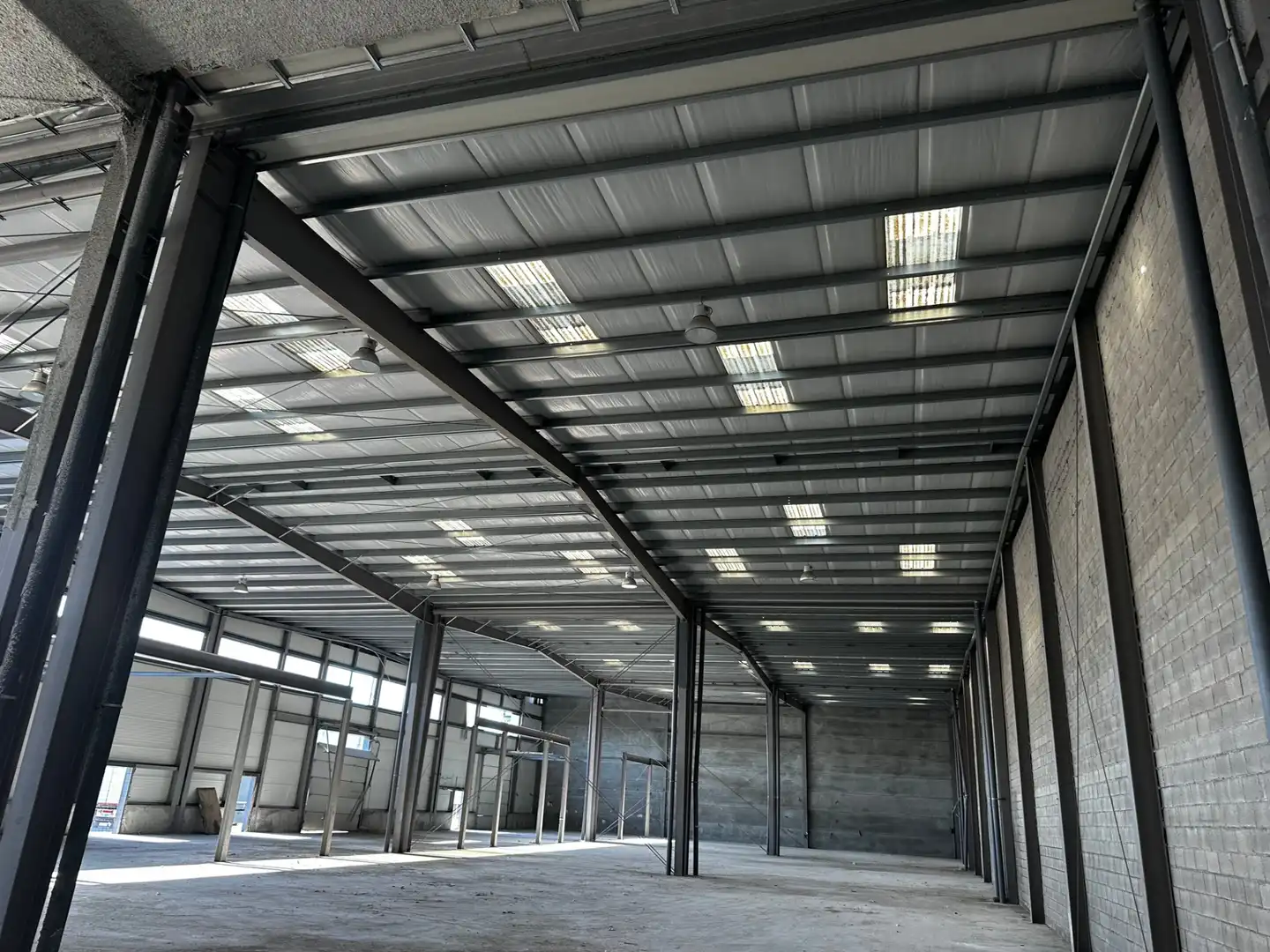 Nave industrial in vendita a Carrer Batalla de Muret, imagen 3