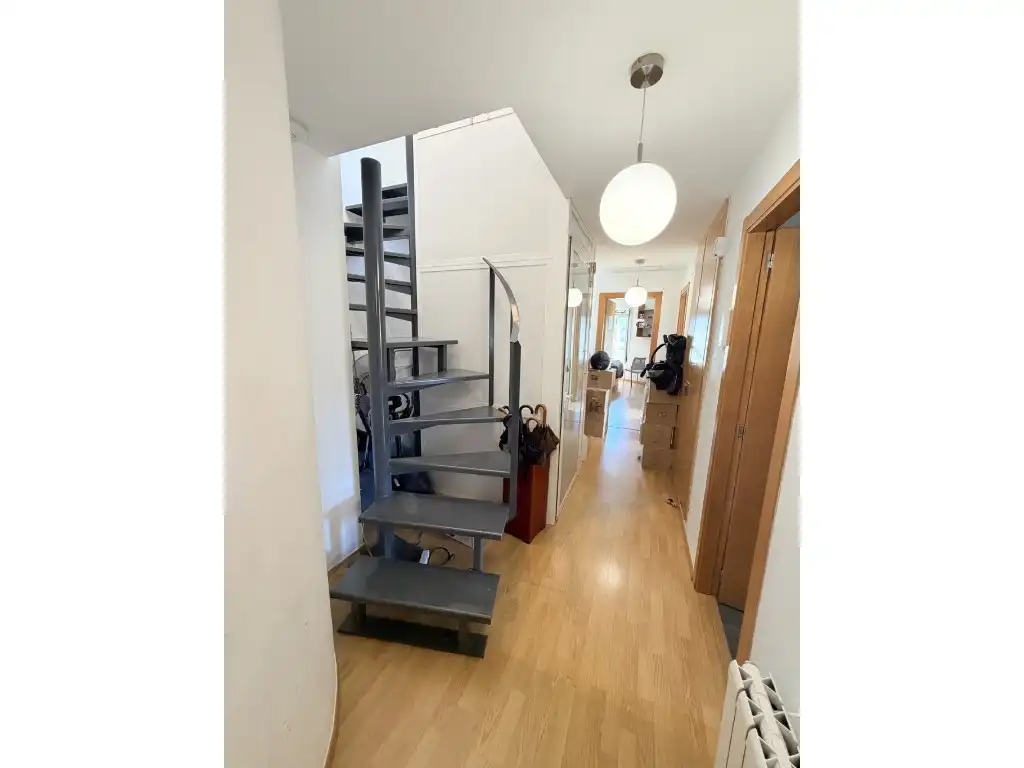 Maisonette zum Verkauf in Cocentaina mit Klimaanlage, Heizung und Terrasse