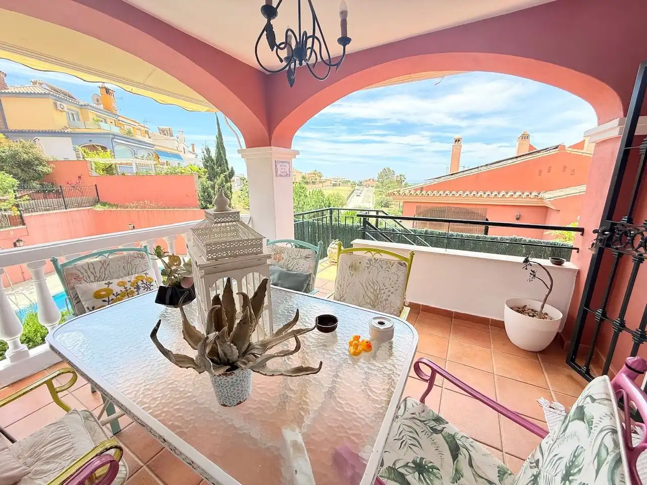 Terrassa de Casa o xalet en venda en Vélez-Málaga amb Aire condicionat, Calefacció i Jardí privat
