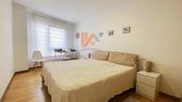 Bedroom of Flat for sale in Santiago de Compostela 