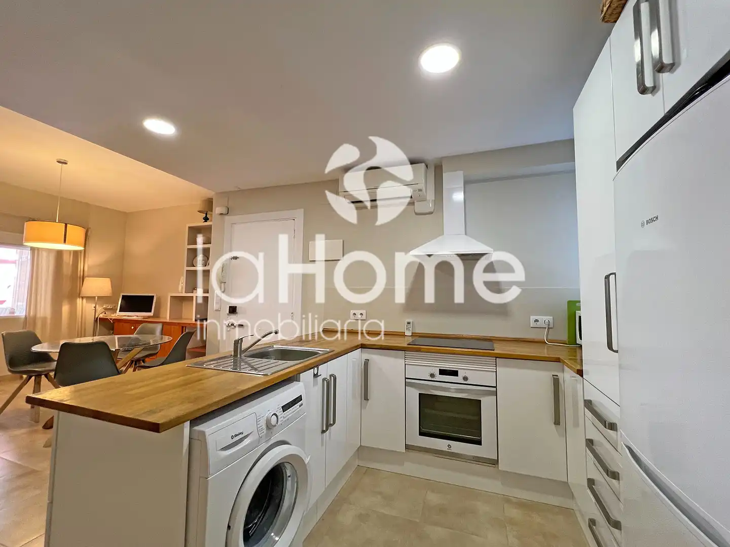 Kitchen of Flat for sale in Sueca  with Air Conditioner, Terrace and Furnished