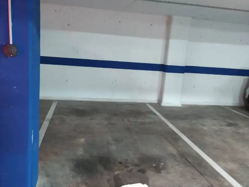 Einzelparkplatz zur Miete in Carrer Monturiol 28
