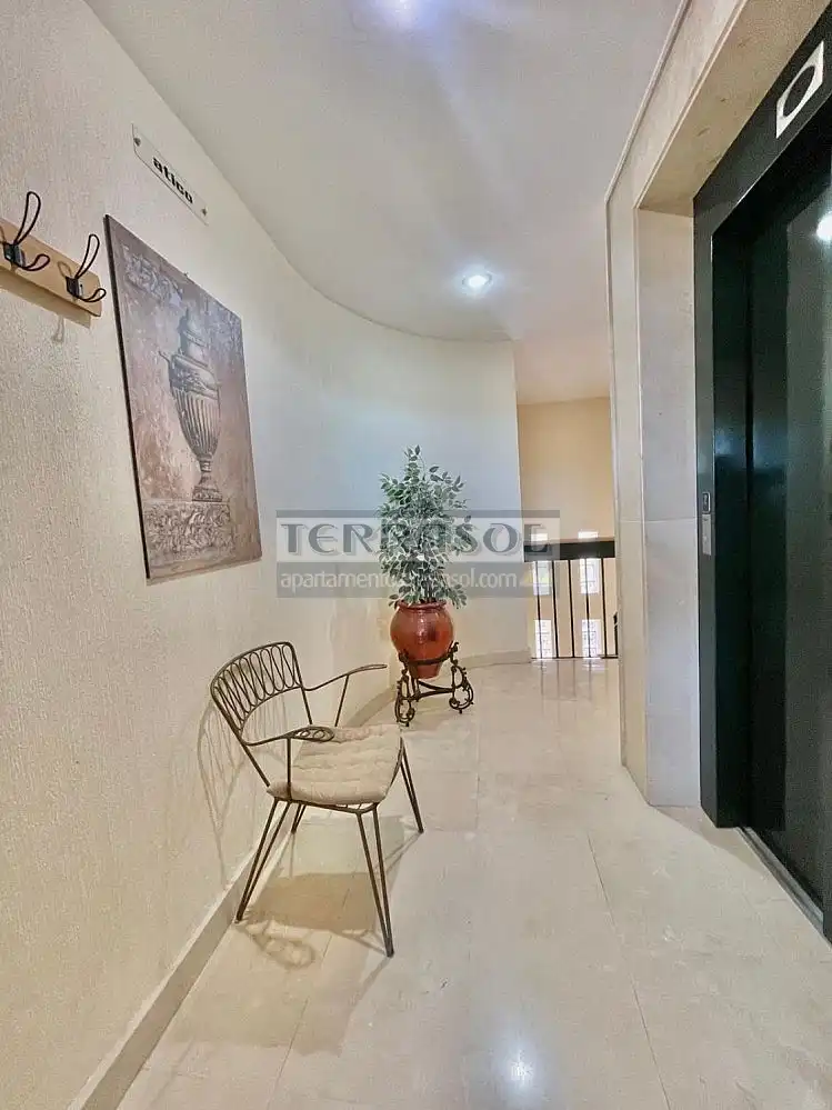 Ático en venta en Vélez-Málaga con Aire acondicionado, Calefacción y Jardín privado