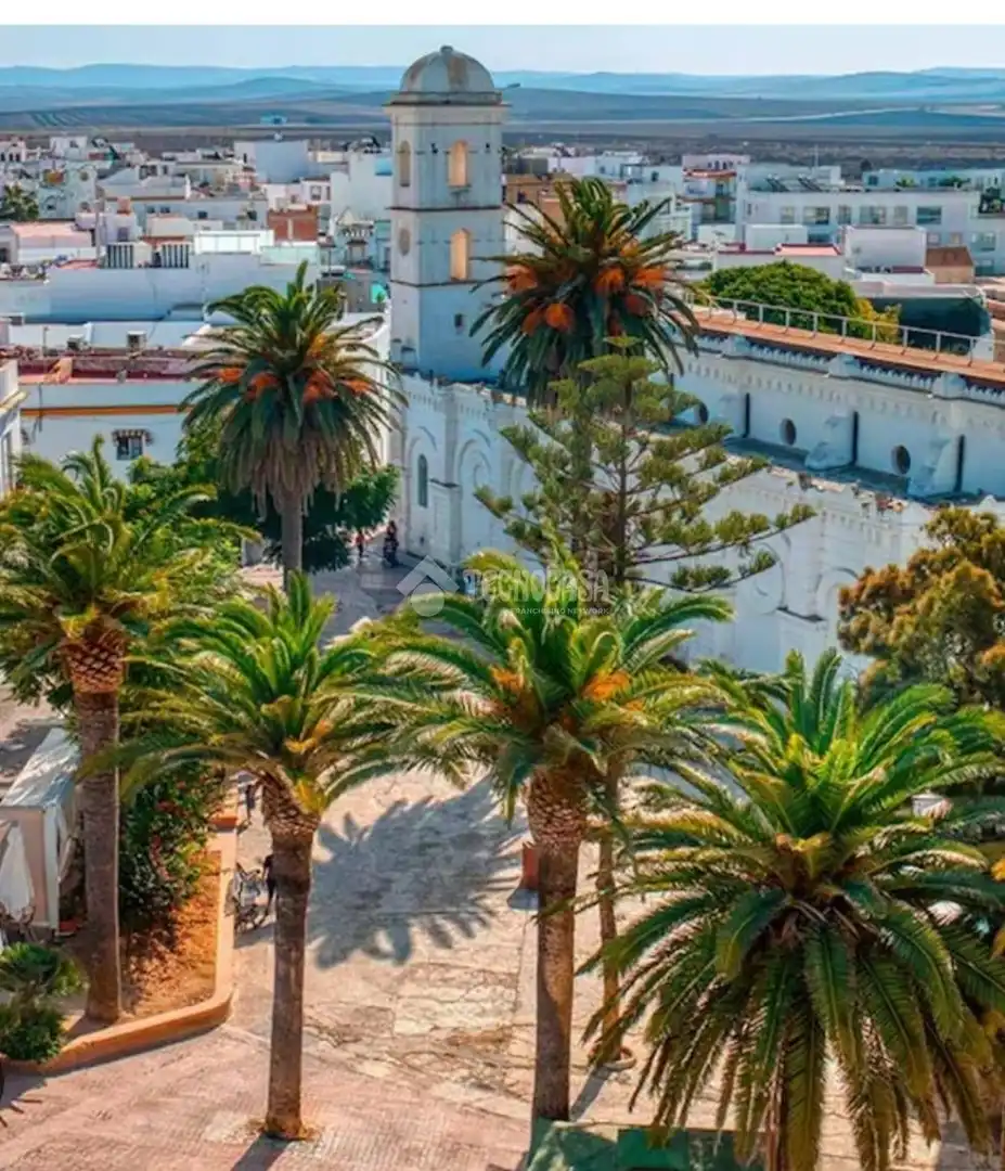 Vista exterior de Àtic en venda en Conil de la Frontera amb Terrassa i Balcó