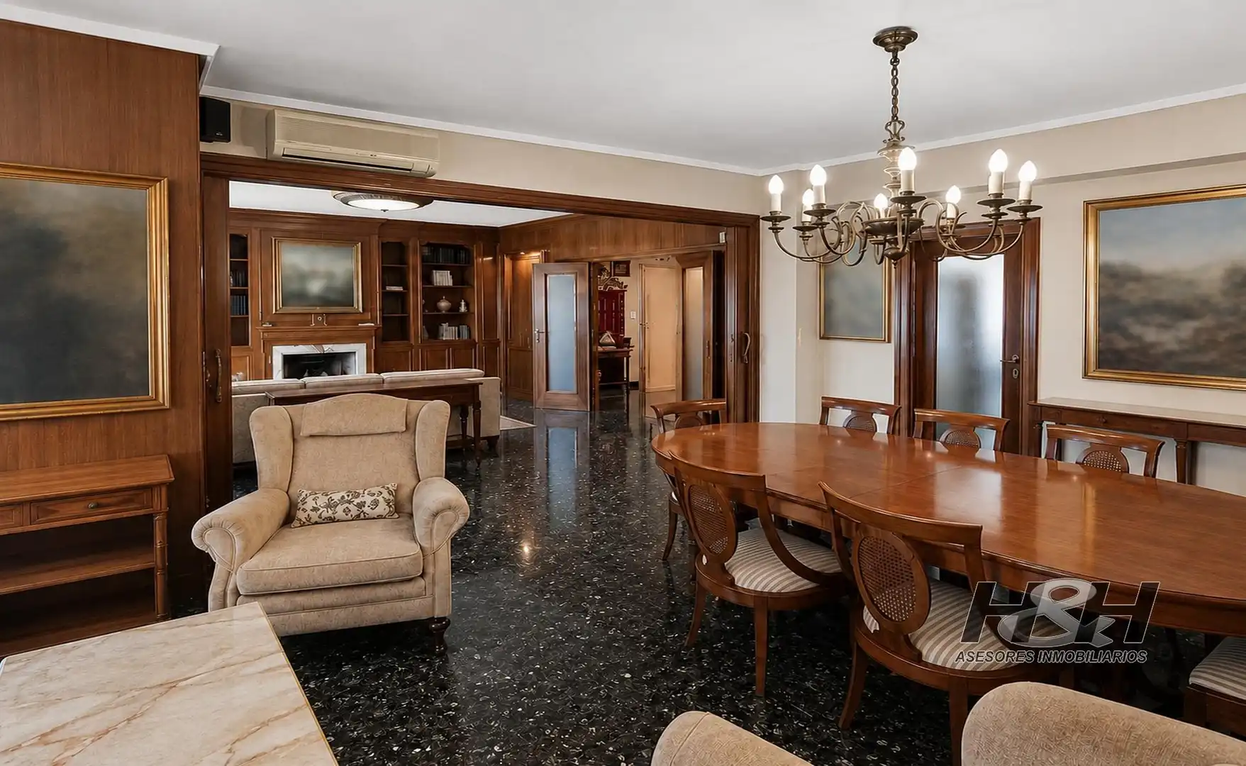 Comedor de Piso en venta en Valencia con Aire acondicionado, Calefacción y Balcón