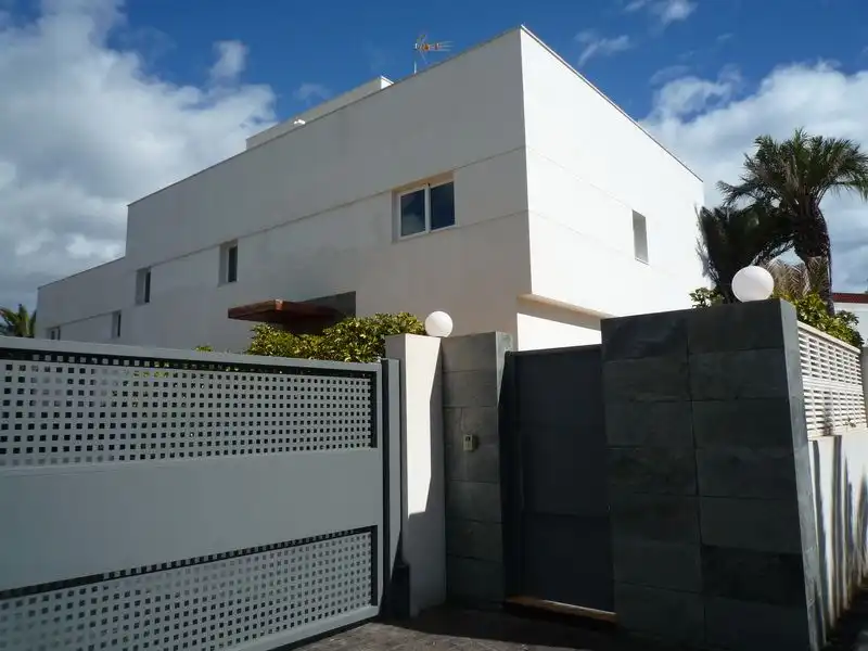Haus mit Pool zum Verkauf in L'Albir