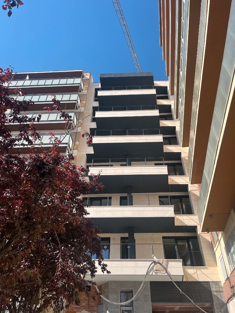 Exterior view of Flat for sale in Palencia Capital  with Terrace and Storage room