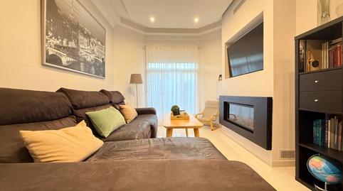 Foto 5 de Casa adosada en venda a Caballero Bonald - San José Obrero - Guadalcacín, Cádiz