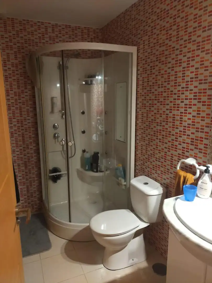 Bathroom of Houses for sale in La Línea de la Concepción  with Air Conditioner, Terrace and Storage room