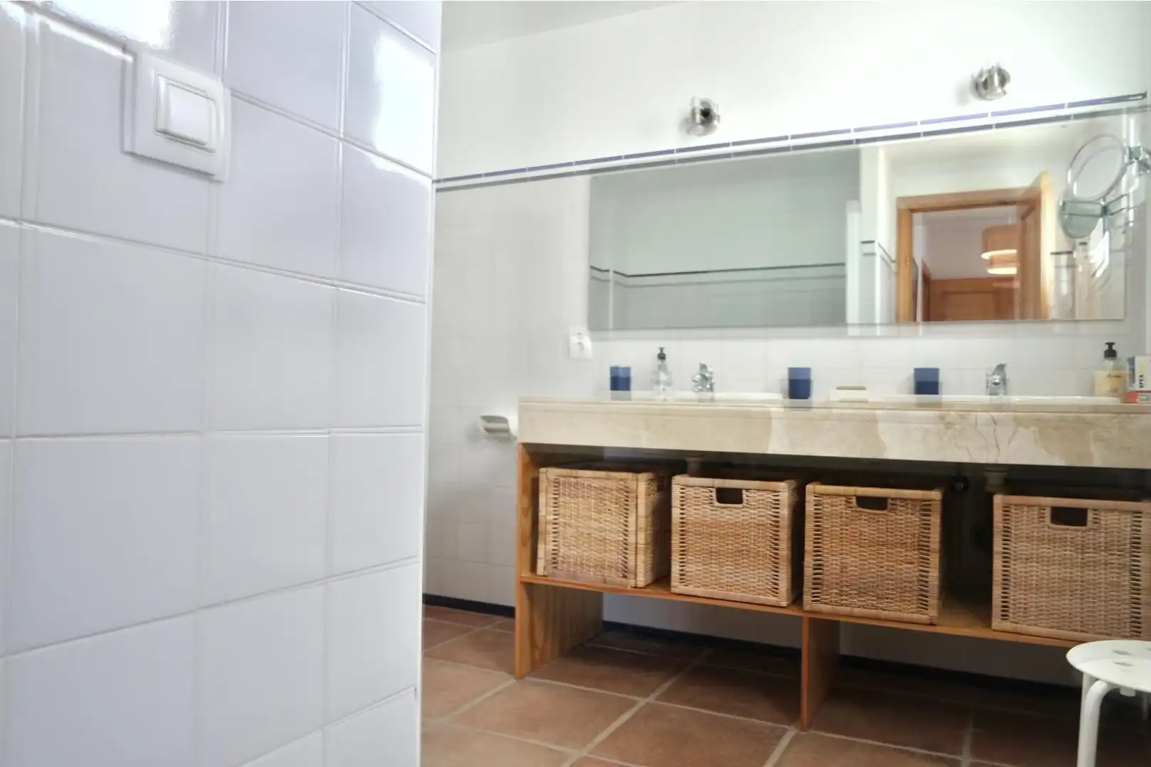 Badezimmer von Haus zum Verkauf in Sanlúcar de Barrameda mit Klimaanlage, Heizung und Privatgarten