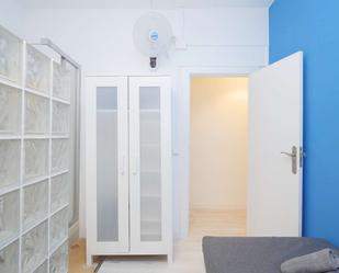 Flat to share in El Camp de l'Arpa del Clot