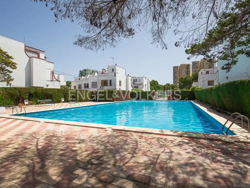 Swimming pool of Houses for rent in Valencia  with Air Conditioner, Heating and Private garden