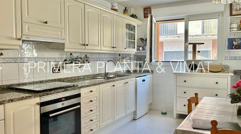 Amplio ático dúplex de 142 m2 con terraza en el corazón de la ciudad!